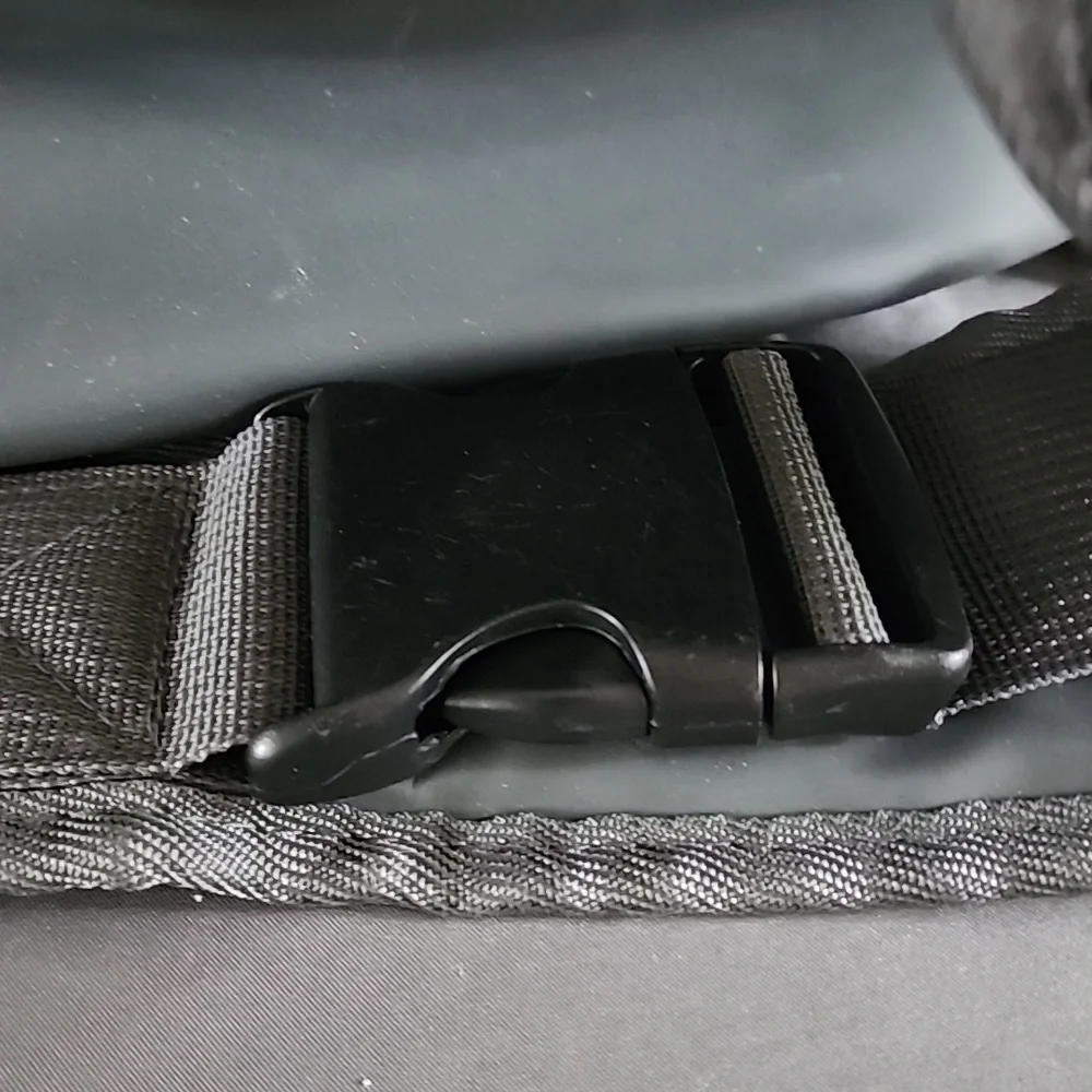 Pet carrier/ sling YUDODO suitable for small pets